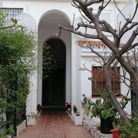 Beautiful Apartment In La Carihuela, Torremolinos Luaran gambar