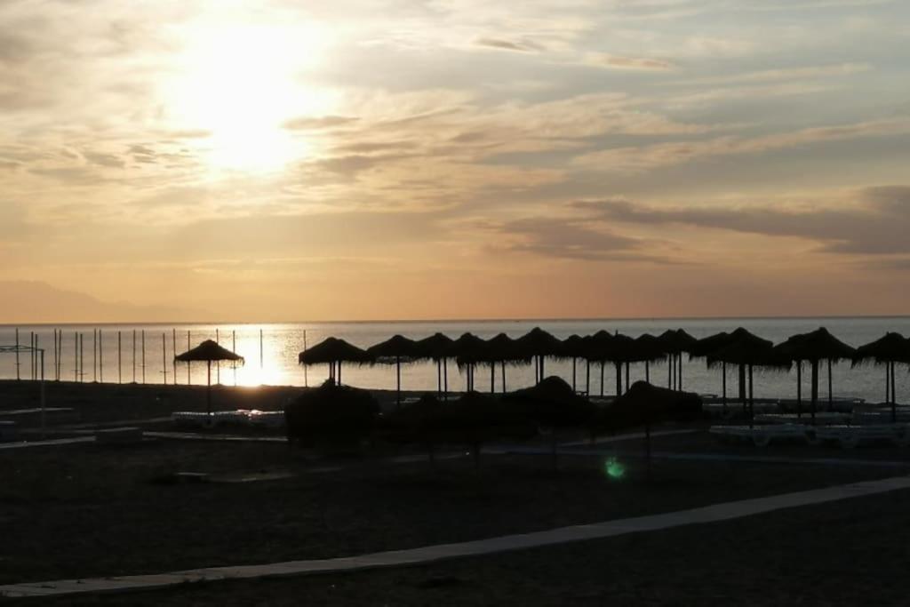 Beautiful Apartment In La Carihuela, Torremolinos Luaran gambar